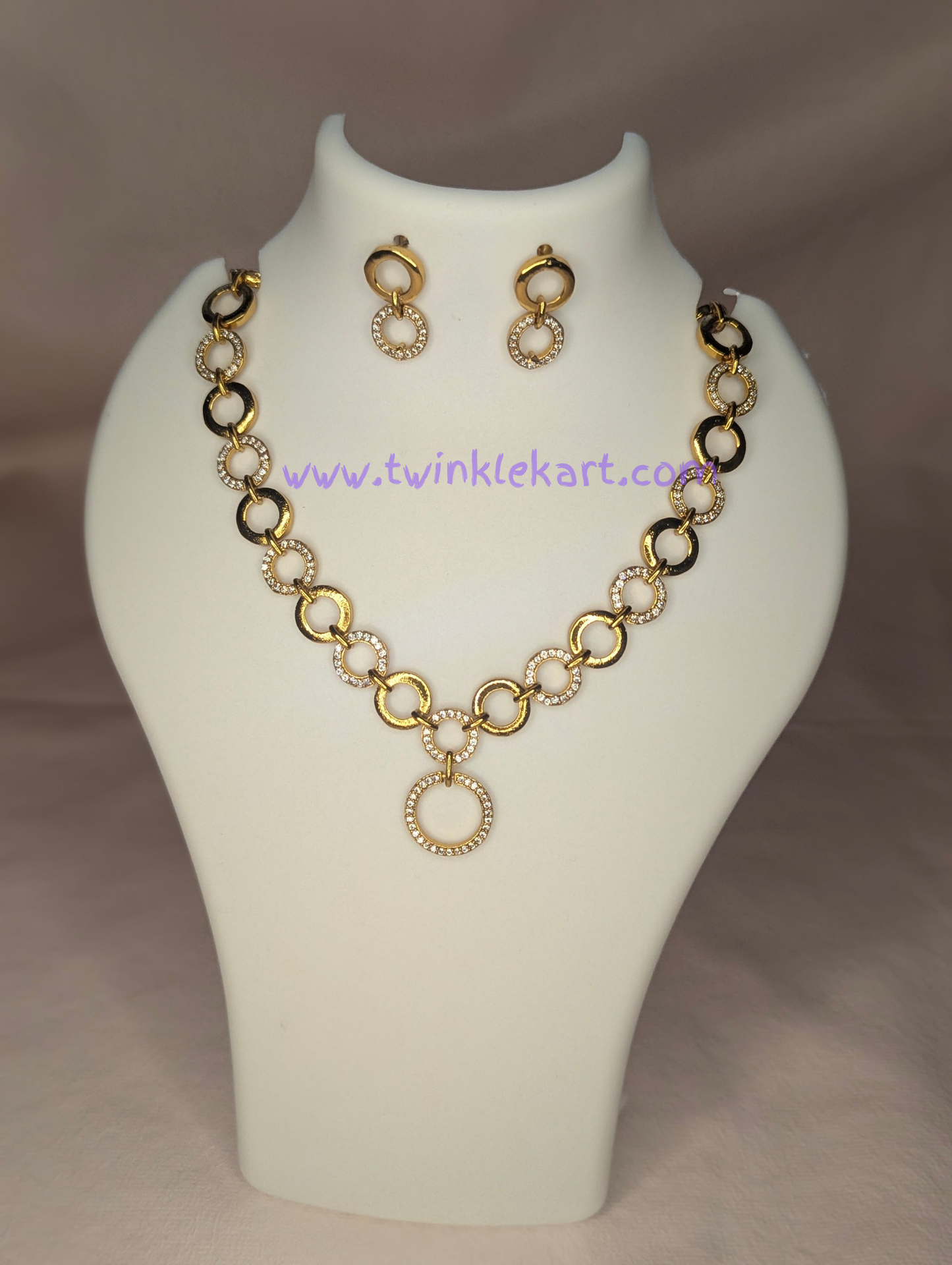 Premium Circle Gold Necklace With Earrings