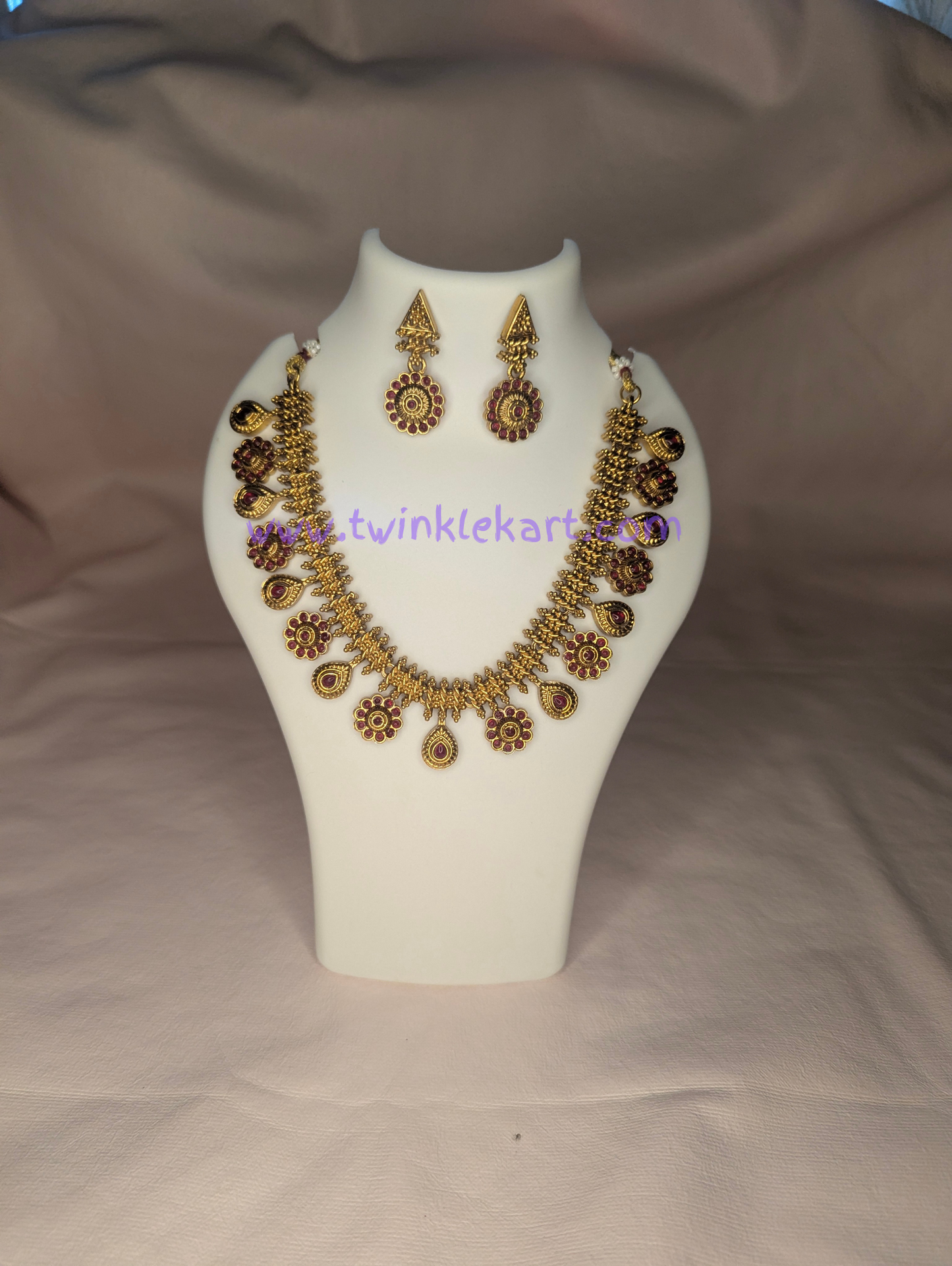 Premium Red Stone Flower Necklace With Earrings
