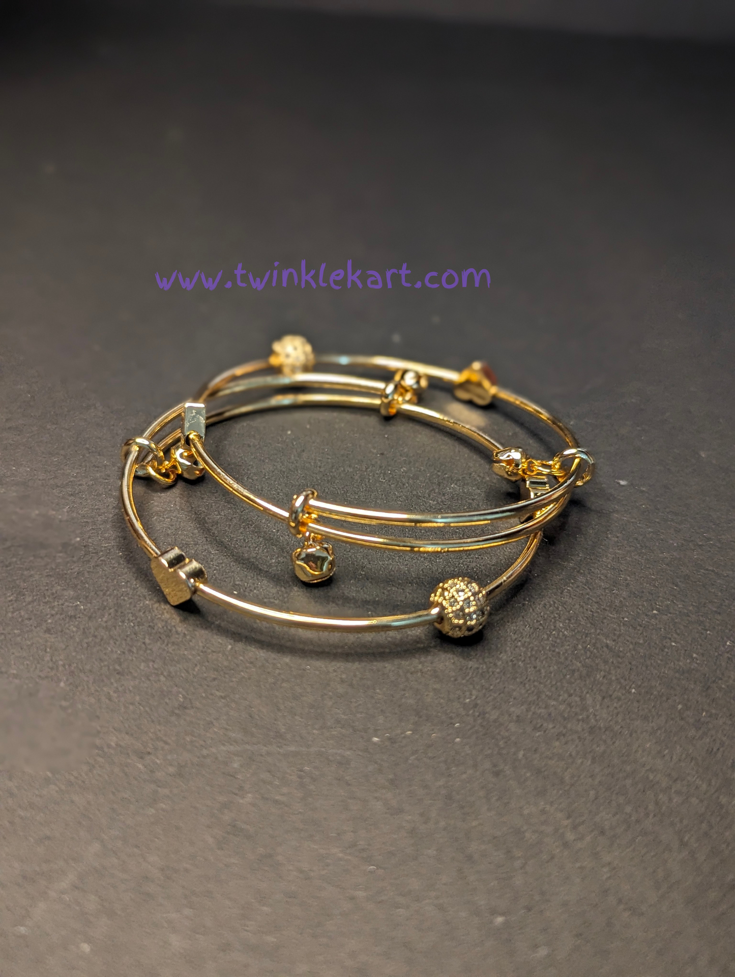 Adjustable Heartine Bangle Set