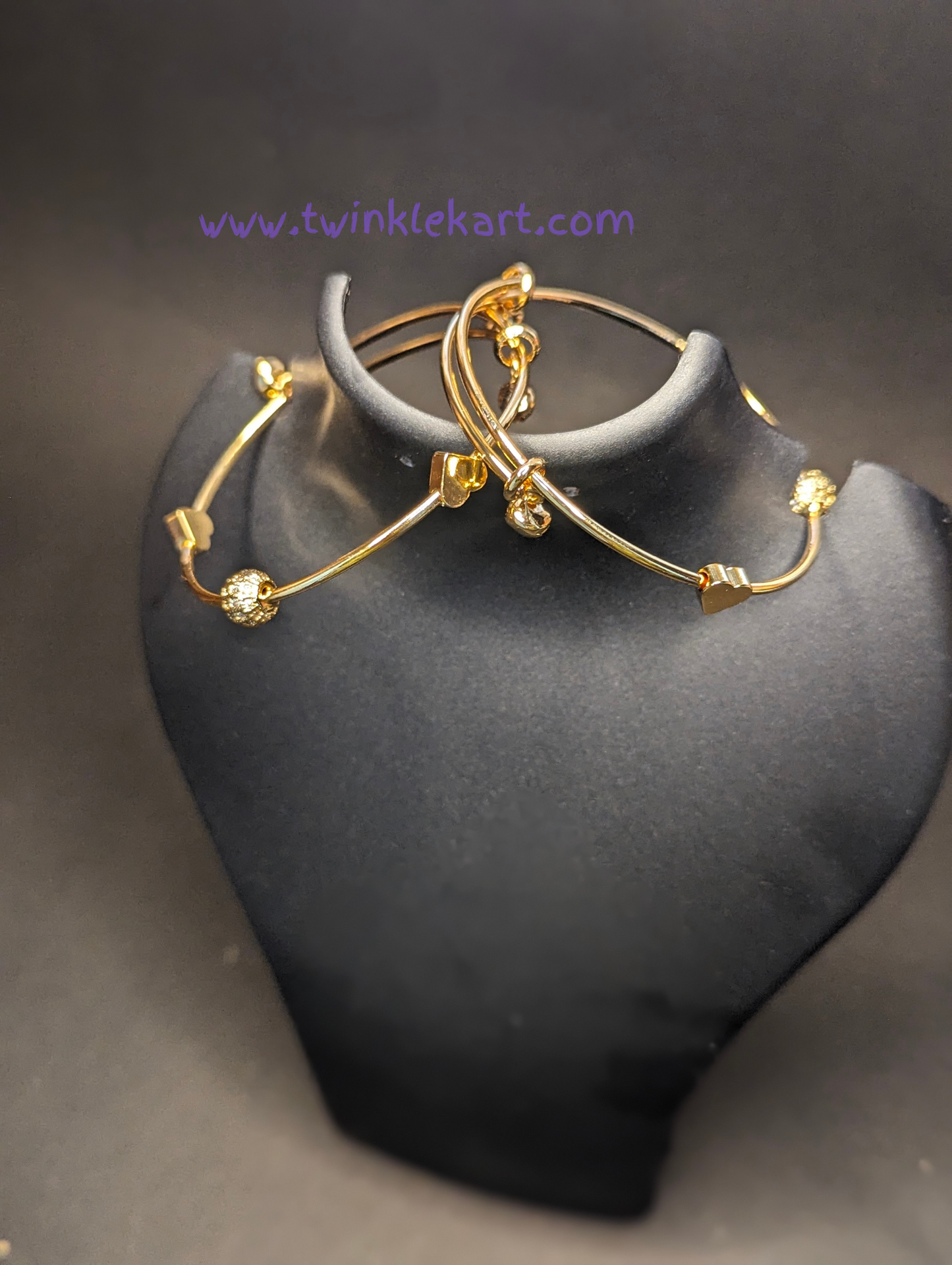 Adjustable Heartine Bangle Set