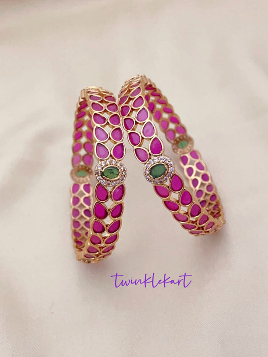 Luxury Pink Leaf Bangle Set